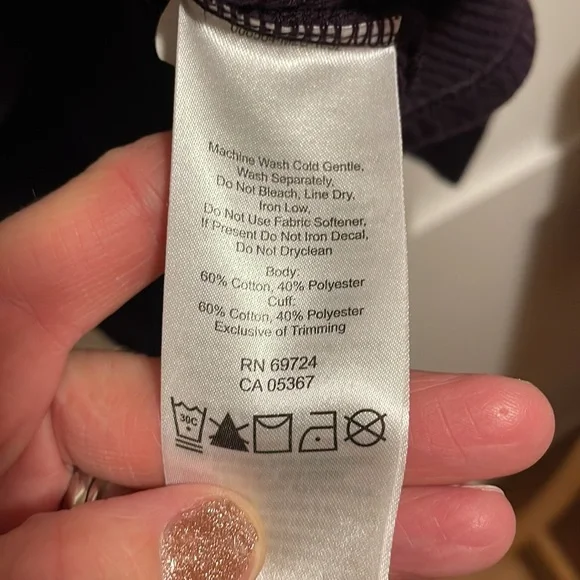 ♥️Columbia purple Henley with beautiful blue and green with white sleeve accents - Picture 4 of 5